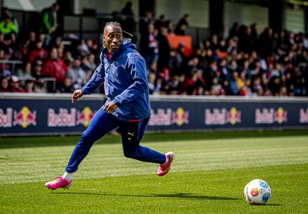 Leipzigs Yan Diomande beim Training. Oeffentliches Training RB Leipzig am 14. Mai 2026. Red Bull Akademie, Leipzig. Training RB Leipzig *** Leipzigs Yan Diomande at training Public training RB Leipzig on May 14, 2026 Red Bull Academy, Leipzig Training RB Leipzig