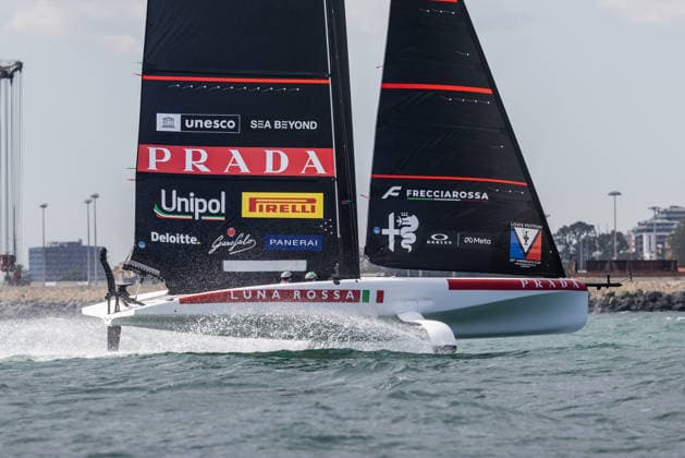 Louis Vuitton 38th America s Cup Preliminary Regatta Sardinia Luna Rossa 1 Women and Youth compete during the first day of the Louis Vuitton 38th America s Cup Preliminary Regatta Sardinia in Cagliari, Italy, on May 22, 2026. The preliminary regatta in Sardinia, part of the 38th America s Cup and sponsored by Louis Vuitton, provides teams with an opportunity to test their skills ahead of the event in Naples in 2027. The races take place in the Gulf of Cagliari, featuring fully equalized AC40 one-design yachts capable of reaching speeds exceeding 40 knots. cagliari - Italy  Copyright: xMauroxUjettox originalFilename:ujetto-louisvui260522_npgPd.jpg