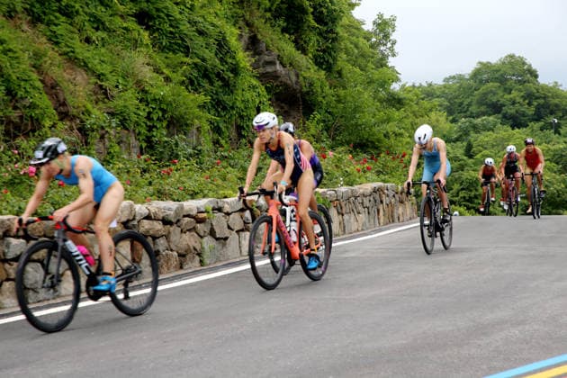 2026 Lianyungang Triathlon Asian Cup Contestants compete in the Excellent Group of the 2026 Lianyungang Triathlon Asian Cup in Lianyungang, Jiangsu Province, China on May 23, 2026. Lianyungang Jiangsu China  Copyright: xCFOTOx i1779547965721