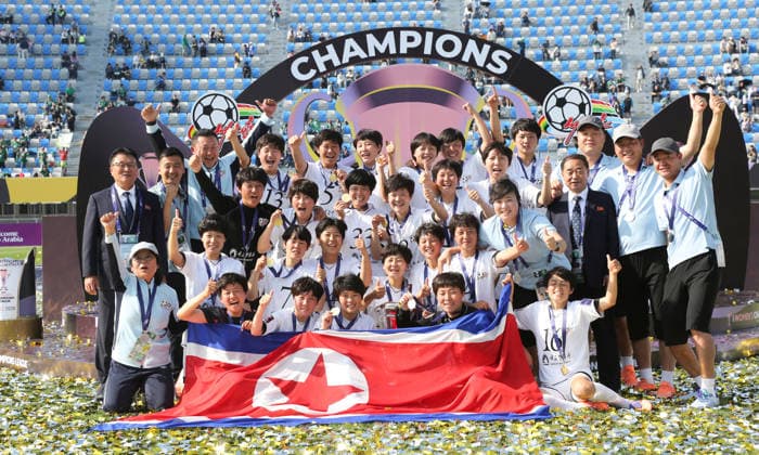 (260523) -- SUWON, May 23, 2026 -- Players of Naegohyang Women s FC celebrate after winning the final match between Naegohyang Women s FC and Tokyo Verdy Beleza at the 2025 2026 AFC Women s Champions League in Suwon, South Korea, May 23, 2026. ) (SP)SOUTH KOREA-SUWON-FOOTBALL-AFC WOMEN S CHAMPIONS LEAGUE-FINAL YaoxQilin 