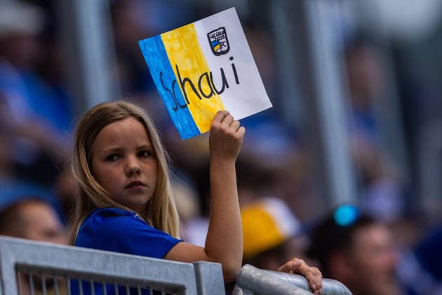 Jena , 230526, Finale Fussball Thüringenpokal , FC Carl-Zeiss Jena gegen ZFC Meuselwitz im Bild: Fan von Justin Schau (Jena)