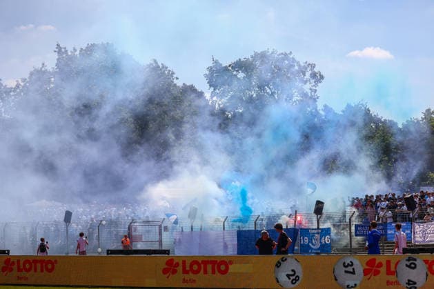 2026_05_23,VSG Altglienicke vs BFC Dynamo, Landespokalfinale , Regionalliga, Mommsenstadion Fanblock und Pyro VSG Altglienicke Berlin Berlin Germany