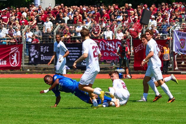 2026_05_23,VSG Altglienicke vs BFC Dynamo, Landespokalfinale , Regionalliga, Mommsenstadion Mohamed Sydney Sylla (VSG Altglienicke, 24) wird gefoult Berlin Berlin Germany