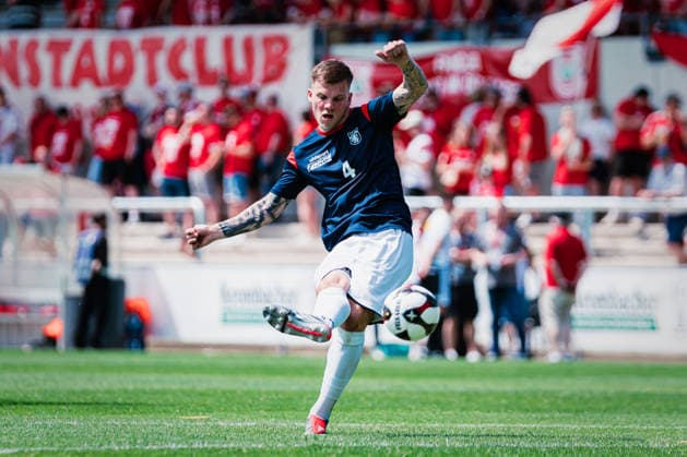 Niedersachsen-Pokal: TuS Bersenbrück vs. Lüneburger SK, 23.05.2026 Tom Joshua Muhlack (Lüneburger SK Hansa, 4) schießt; Niedersachsen-Pokal, Finale (Amateure): TuS Bersenbrück vs. Lüneburger SK am 23.05.2026 im August-Wenzel-Stadion, Barsinghausen Copyright: xBEAUTIFULxSPORTS Tonhäuserx