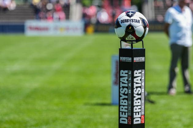 SBFV-Rothaus-Pokal, Bahlinger SC vs FC 08 Villingen, 23.05.2026 Derbystar-Spielball SBFV-Rothaus-Pokal, Bahlinger SC vs FC 08 Villingen, Karl-Heitz-Stadion Offenburg, 23.05.2026 Copyright: xBEAUTIFULxSPORTS Boscox