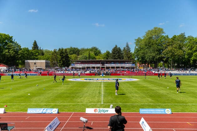 Blick in das Greifswalder Volksstadion zum Finale im Landespokal GER, Fussball, Landespokal, Lüpzer Pils Cup, Finale, SV Pastow - FC Hansa Rostock
