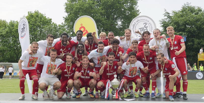 Landespokalsieger Phoenix Luebeck Fussball, Herren, Saison2025 2026, Landespokalfinale Schleswig Holstein, Joda Park Todesfelde, SV Todesfelde gegen Phoenix Luebeck, 1-4 DFL REGULATIONS PROHIBIT ANY USE OF PHOTOGRAPHS AS IMAGE SEQUENCES AND OR QUASI-VIDEO.