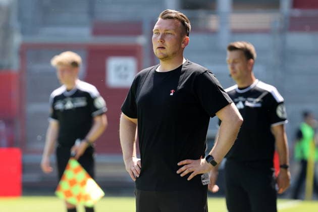Co-Trainer Tobias Röder (Energie Cottbus) Fussball Landespokal Brandenburgt 2025 2026 Finale FC Energie Cottbus - VfB Krieschow 1921