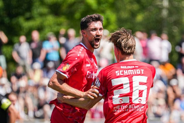 SBFV-Rothaus-Pokal, Bahlinger SC vs FC 08 Villingen, 23.05.2026 Torjubel zum 1:0 durch Elvir Zukaj (Bahlinger SC, 4) SBFV-Rothaus-Pokal, Bahlinger SC vs FC 08 Villingen, Karl-Heitz-Stadion Offenburg, 23.05.2026 Copyright: xBEAUTIFULxSPORTS Boscox