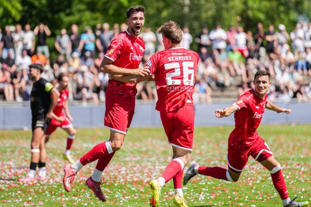 SBFV-Rothaus-Pokal, Bahlinger SC vs FC 08 Villingen, 23.05.2026 Torjubel zum 1:0 durch Elvir Zukaj (Bahlinger SC, 4) SBFV-Rothaus-Pokal, Bahlinger SC vs FC 08 Villingen, Karl-Heitz-Stadion Offenburg, 23.05.2026 Copyright: xBEAUTIFULxSPORTS Boscox