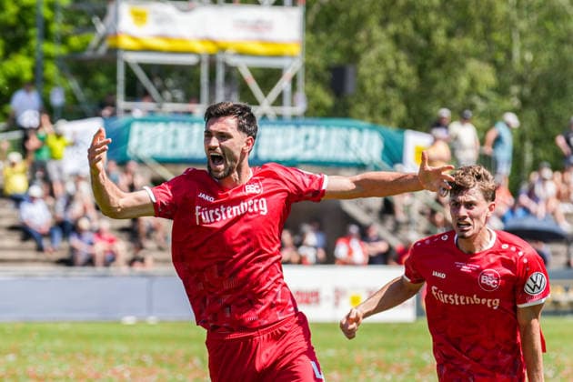SBFV-Rothaus-Pokal, Bahlinger SC vs FC 08 Villingen, 23.05.2026 Torjubel zum 1:0 durch Elvir Zukaj (Bahlinger SC, 4) SBFV-Rothaus-Pokal, Bahlinger SC vs FC 08 Villingen, Karl-Heitz-Stadion Offenburg, 23.05.2026 Copyright: xBEAUTIFULxSPORTS Boscox