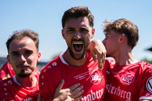 SBFV-Rothaus-Pokal, Bahlinger SC vs FC 08 Villingen, 23.05.2026 Torjubel zum 1:0 durch Elvir Zukaj (Bahlinger SC, 4) SBFV-Rothaus-Pokal, Bahlinger SC vs FC 08 Villingen, Karl-Heitz-Stadion Offenburg, 23.05.2026 Copyright: xBEAUTIFULxSPORTS Boscox
