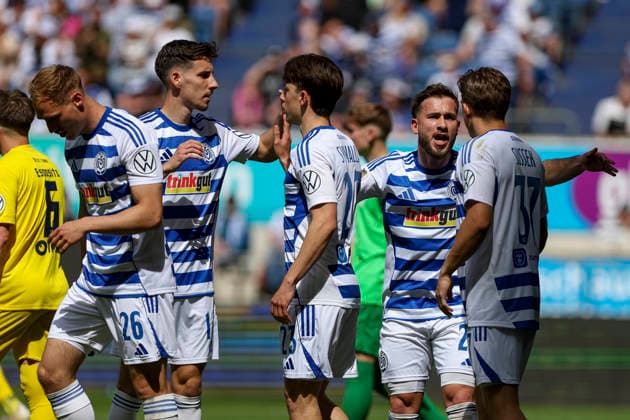 23.05.2026, GER, Fussball, Herren, Niederrheinpokal Finale, Saison 2025 2026, SC St. Tönis - MSV Duisburg Patrick Sussek (MSV Duisburg) Torjubel, jubelt mit seiner Mannschaft nach dem Treffer zum 0:1 Duisburg schauinsland-reisen-Arena Nordrhein-Westfalen Deutschland Copyright: xAdrianxSchlüterx