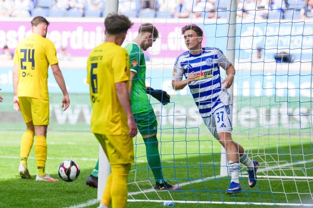 23.05.2026, xydrx, Herren, Fußball, Finaltag der Amateure, Finale Niederrheinpokal, SC St. Tönis 11 ‹20 - MSV Duisburg, Saison 2025 2026, Schauinsland-Reisen-Arena: Torjubel nach dem Tor zum 1:0 für den MSV Duisburg durch Torschütze Patrick Sussek (MSV Duisburg, 37) Copyright: HMBxMedia YannisxDreimann