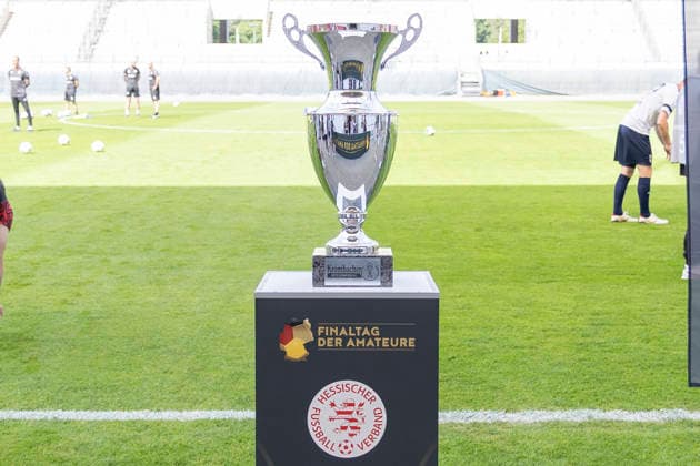 Krombacher Hessenpokal Finale: SV Wehen Wiesbaden - SG Barockstadt Fulda-Lehnerz, 23.05.2026 Krombacher Hessenpokal Pokal, Symbolbild, SV Wehen Wiesbaden - SG Barockstadt Fulda-Lehnerz, Frankfurt, Stadion am Bieberer Berg, 23.5.2026 Copyright: xBEAUTIFULxSPORTS Gawlikx