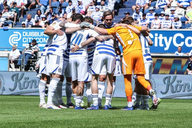 Fussball, FVN Niederrheinpokal Saison 2025 2026 Finale SC St. Tönos 11 20 vs MSV Duisburg 16.05.2026, schauinsland-reisen-arena Teamkreis MSV Duisburg Duisburg schauinsland-reisen-arena Nordrhein-Westfalen Deutschland