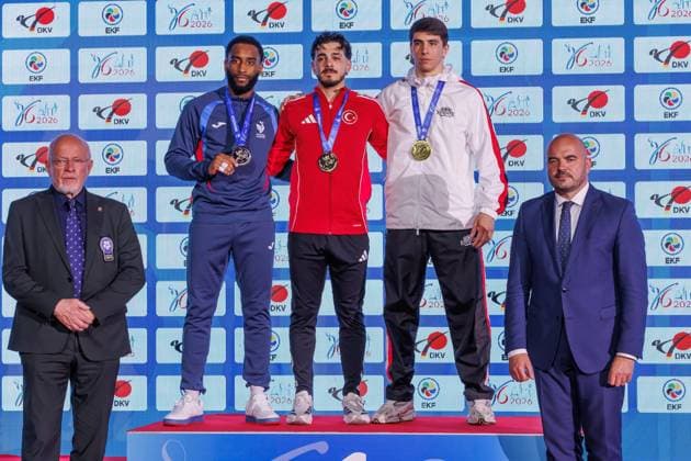 Siegerehrung Männer Kumite -75; von links: Kilian Cizo (FRA), Omer Faruk Yurur (TUR), Ernest Sharafutdinov (RUS); ohne Andrii Zaplitnyi (UKR), 23.05.2026, Frankfurt am Main (Deutschland), 61. Karate-Europameisterschaften 2026 Frankfurt Main