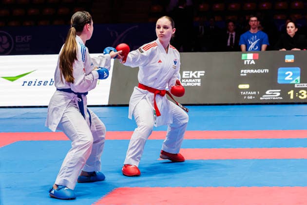 Clemence Pea (FRA, rot) gegen Clio Ferracuti (ITA, blau) im Finale Frauen 68+, 23.05.2026, Frankfurt am Main (Deutschland), 61. Karate-Europameisterschaften 2026 Frankfurt Main