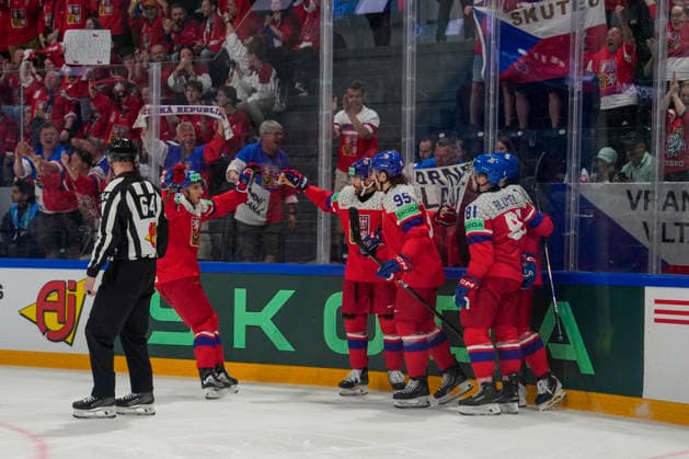 FRIBOURG, SWITZERLAND - MAY 23: Daniel Vozenilek of Czechia C) celebrated for his goal during the 2026 IIHF Ice hockey, Eishockey World Championship, WM, Weltmeisterschaft Switzerland game between Slovakia and Czechia at BCF Arena on May 23, 2026 in Fribourg, Fribourg. Fribourg BCF Arena Fribourg Switzerland Copyright: xJustPictures.ch JarixPestelaccix jp-en-EuSpIm-JP6_JAR_Slovakia_Cyechia_23May2026_00012