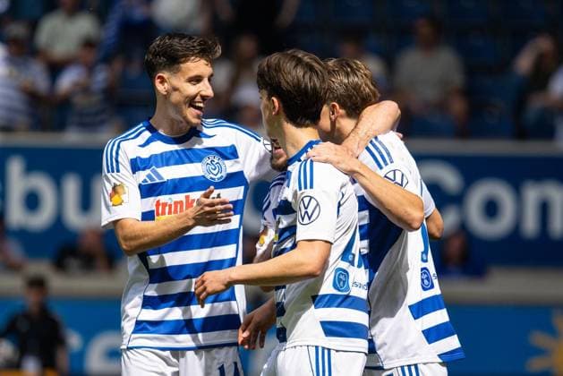 Niederrheinpokalfinale MSV Duisburg - SC St.Tönis ** NUR FÜR REDAKTIONELLE ZWECKE ** EDITORIAL USE ONLY **<p>Fußball Niederrheinpokalfinale MSV Duisburg - SC St.Tönis am 23.05.26 in der Schauinsland-Reisen Arena in Duisburg Torjubel zum 1:0 durch Patrick Sussek ( Duisburg ) Duisburg Copyright: JakobxKlos