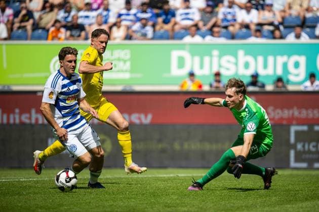 Niederrheinpokalfinale MSV Duisburg - SC St.Tönis ** NUR FÜR REDAKTIONELLE ZWECKE ** EDITORIAL USE ONLY **<p>Fußball Niederrheinpokalfinale MSV Duisburg - SC St.Tönis am 23.05.26 in der Schauinsland-Reisen Arena in Duisburg Patrick Sussek ( Duisburg ) Duisburg Copyright: JakobxKlos
