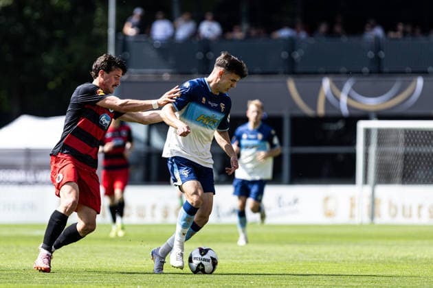Finaltag der Amateure 2026: SC Fortuna Köln - FC Viktoria Köln; Sportpark Höhenberg, Köln; 23.05.2026 Nico Thier (SC Fortuna Köln, 7), Leonhard Münst (FC Viktoria Köln, 5) Finaltag der Amateure 2026: SC Fortuna Köln - FC Viktoria Köln; Sportpark Höhenberg, Köln; 23.05.2026 Copyright: xBEAUTIFULxSPORTS Buriakovx