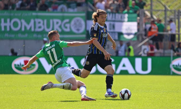 23.05.2026, Fussball, Herren, Sparkassen-Pokal Saarland Finale, Saison 2025 2026, 1. FC Saarbrücken - FC 08 Homburg, Markus Mendler (FC 08 Homburg) Tim Civeja (1. FC Saarbruecken) Saarbrücken Ludwigsparkstadion Saarland Deutschland (DEU) Copyright: xFabianxKleerx