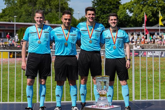 SBFV-Rothaus-Pokal, Bahlinger SC vs FC 08 Villingen, 23.05.2026 Schiedsrichtergespann Marvin Maier (Schiedsrichter), Luigi Satriano (Assistent), Arne Baumer (Assistent) und Sven Pacher (Vierter Offizieller) SBFV-Rothaus-Pokal, Bahlinger SC vs FC 08 Villingen, Karl-Heitz-Stadion Offenburg, 23.05.2026 Copyright: xBEAUTIFULxSPORTS Boscox