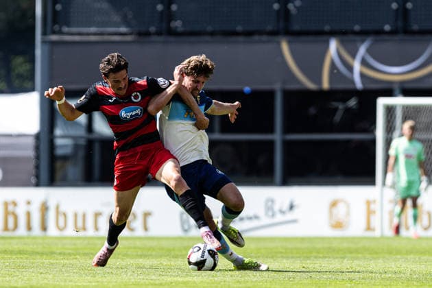 Finaltag der Amateure 2026: SC Fortuna Köln - FC Viktoria Köln; Sportpark Höhenberg, Köln; 23.05.2026 Leonhard Münst (FC Viktoria Köln, 5), Enzo Wirtz (SC Fortuna Köln, 9) Finaltag der Amateure 2026: SC Fortuna Köln - FC Viktoria Köln; Sportpark Höhenberg, Köln; 23.05.2026 Copyright: xBEAUTIFULxSPORTS Buriakovx