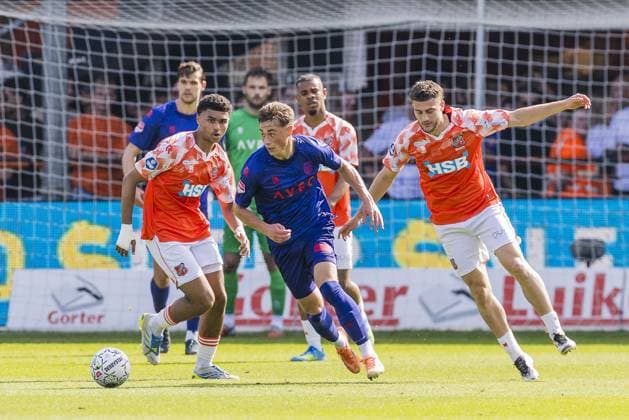 VOLENDAM , 23-05-2026 , Kras Stadium , season 2025 - 2026 , Dutch Keuken Kampioen Divisie football , secondleg of the Keuken Kampioen Play-Offs final , match between FC Volendam and Willem II , picture shows Willem II player Uriel van Aalst , Volendam - Willem II (play off)  x203907763x Copyright: