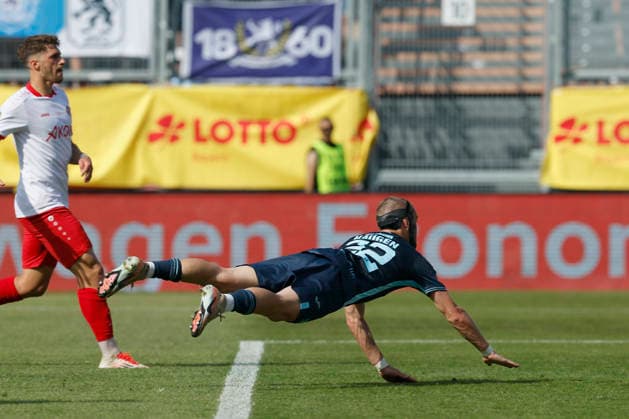 v.l.n.r.: Sigurd Haugen (TSV 1860 München), Goal scored, erzielt das Tor zum 1:0, celebrate the goal im Finale des Bayerischen Toto-Pokals zwischen dem FC Würzburger Kickers und dem TSV 1860 München im Stadion am Dallenberg, Würzburg, Deutschland, am 23. Mai 2026. Copyright: HMBxMedia xHeikoxBecker