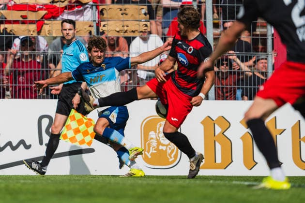 Tobias Eisenhuth (Viktoria Köln, 06) entsetzt ueber eine Schiri Entscheidung Fortuna Köln vs. FC Viktoria Köln, Fussball, Landespokal Mittelrhein 2025 26, Finale, Saison 2025 26, 23.05.2026, Fortuna Köln vs. FC Viktoria Köln, Fussball, Landespokal Mittelrhein, Finale, Saison 2025 26, 23.05.2026 Köln Copyright: xEibner-Pressefoto LukasxBaldygax EP_LBA