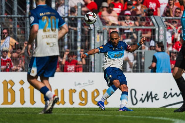 Robin Afamefuna (Fortuna Koeln, 22) beim flanken Fortuna Köln vs. FC Viktoria Köln, Fussball, Landespokal Mittelrhein 2025 26, Finale, Saison 2025 26, 23.05.2026, Fortuna Köln vs. FC Viktoria Köln, Fussball, Landespokal Mittelrhein, Finale, Saison 2025 26, 23.05.2026 Köln Copyright: xEibner-Pressefoto LukasxBaldygax EP_LBA