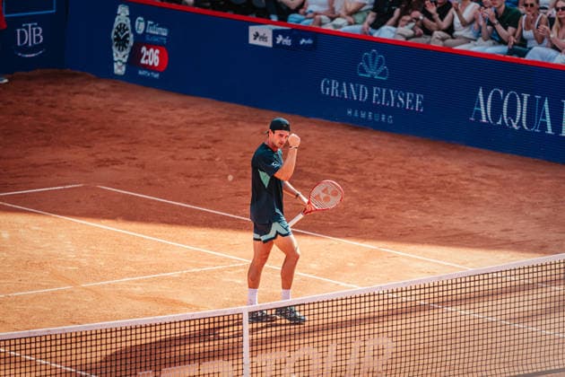 Tennis Männer bitpanda Hamburg Open ATP, Tennis Herren 500 Finale Ignacio Buse (PER) vs. Tommy Paul (USA) 23.05.2026 Tommy Paul ballt die Faust und freut sich Hamburg Tennisstadion am Rothenbaum Hamburg Deutschland