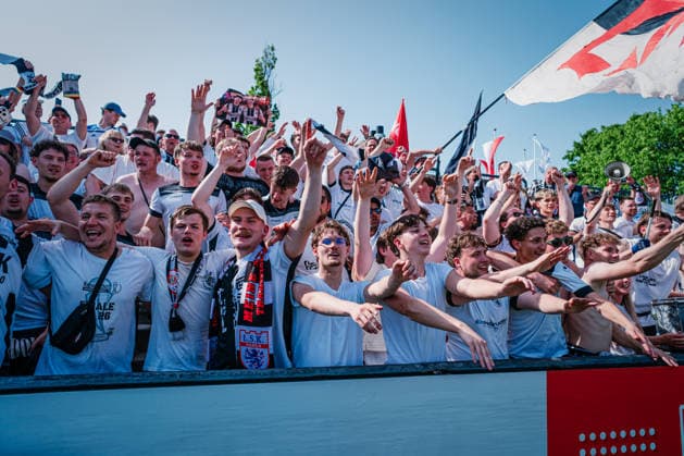 Niedersachsen-Pokal: TuS Bersenbrück vs. Lüneburger SK, 23.05.2026 JUBEL beim Lüneburger SK, Gewinner des Niedersachsen-Pokals: TuS Bersenbrück vs. Lüneburger SK am 23.05.2026 im August-Wenzel-Stadion, Barsinghausen Copyright: xBEAUTIFULxSPORTS Tonhäuserx