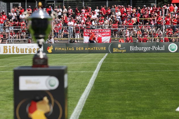 23.05.2026, xsefx, Fußball, Finale Bitburger Pokal, FC Viktoria Köln - S.C. Fortuna Koeln, Sportpark Höhenberg, Saison 2025 2026: Pokalpräsentation vor dem Spiel DFB regulations prohibit any use of photographs as image sequences and or quasi-video. Photo: xSabinexEffgenxPressefotoKochx Nordrhein-Westfalen Deutschland