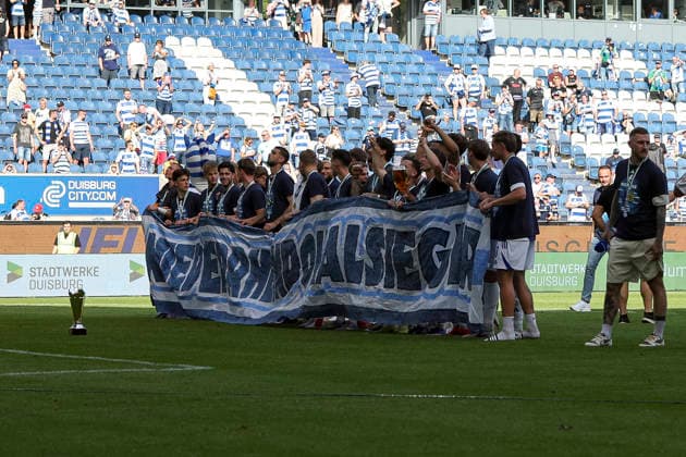23.05.2026, GER, Fussball, Herren, Niederrheinpokal Finale, Saison 2025 2026, SC St. Tönis - MSV Duisburg der MSV Duisburg gewinnt den Niederrhein Pokal und ist Niederrheinpokalsieger Duisburg schauinsland-reisen-Arena Nordrhein-Westfalen Deutschland Copyright: xAdrianxSchlüterx