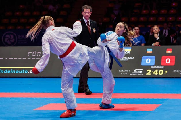 Mia Bitsch (GER, rot) gegen Anzhelika Terliuga (UKR, blau) im Bronze-Match Frauen Kumite -55, 23.05.2026, Frankfurt am Main (Deutschland), 61. Karate-Europameisterschaften 2026 Frankfurt Main
