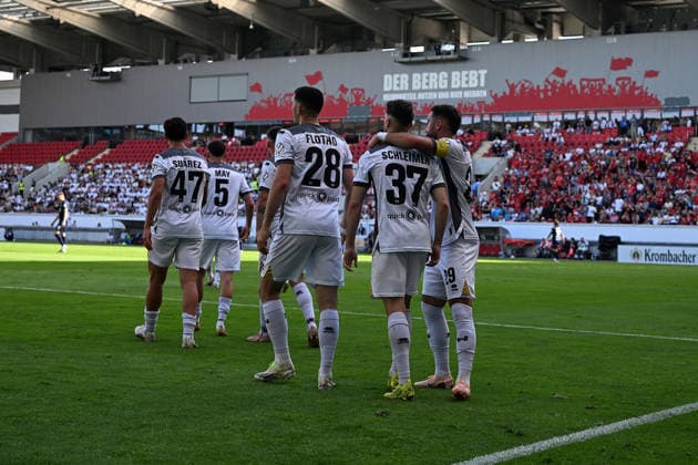23.05.2026, xpsx, Fußball Finale Hessenpokal, SG Barockstadt Fulda-Lehnerz - SV Wehen Wiesbaden v.l. Torjubel nach dem Tor zum celebrating the goal celebrate 1:2 durch Lukas Schleimer (SV Wehen Wiesbaden) (DFL DFB REGULATIONS PROHIBIT ANY USE OF PHOTOGRAPHS as IMAGE SEQUENCES and or QUASI-VIDEO) Offenbach