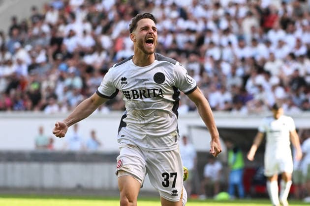 23.05.2026, xpsx, Fußball Finale Hessenpokal, SG Barockstadt Fulda-Lehnerz - SV Wehen Wiesbaden v.l. Torjubel nach dem Tor zum celebrating the goal celebrate 1:2 durch Lukas Schleimer (SV Wehen Wiesbaden) (DFL DFB REGULATIONS PROHIBIT ANY USE OF PHOTOGRAPHS as IMAGE SEQUENCES and or QUASI-VIDEO) Offenbach *** 23 05 2026, xpsx, Fußball Finale Hessenpokal, SG Barockstadt Fulda Lehnerz SV Wehen Wiesbaden v l Torjubel nach dem Tor zum celebrating the goal celebrate 1 2 durch Lukas Schleimer SV Wehen Wiesbaden DFL DFB REGULATIONS PROHIBIT ANY USE OF PHOTOGRAPHS as IMAGE SEQUENCES and or QUASI VIDEO Offenbach