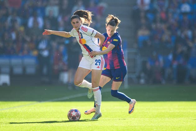 260523 Jule Brand of Lyon and Caroline Graham Hansen of Barcelona during the UEFA Women s Champions League final football match between Barcelona and Lyon on May 23, 2026 in Oslo. Photo: Jon Olav Nesvold BILDBYRAN COP 217 VG0925 bbeng football fotball fotboll soccer champions league finale final final 2026 mesterligaen dam fcb barcelona lyon ol lyonnes Copyright: JONxOLAVxNESVOLD BB260523JE010