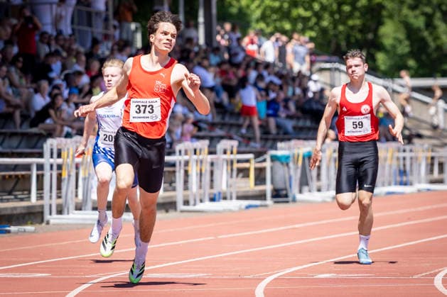 WEINHEIM, GERMANY - MAY 23 Linus Kremling (GER LG Landkreis Roth) in the 100m heats during the B&S Kurpfalz Gala am 23.05.2026 at the Sepp-Herberger-Stadium in Weinheim (Baden-Wuerttemberg Germany). Baden-Wuerttemberg Germany Copyright: xLeahxKohringx