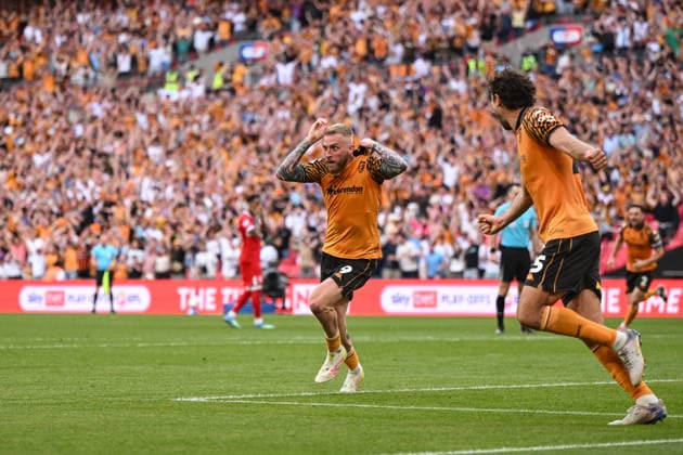 Hull City v Middlesbrough Sky Bet Championship Oliver McBurnie of Hull City celebrates after scoring his sides first goal the Sky Bet Championship Play-Off Final between Hull City and Middlesbrough at Wembley Stadium, London. 23 05 2026 UK Newspapers OUT Copyright: xFocusxImagesx FIL-23464-0522