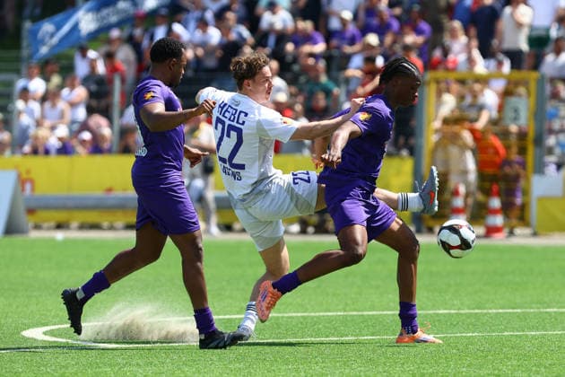 15 Alamsa Cone (SC Vorwärts Wacker Billstedt) und 21 Eudel Monteiro (SC Vorwärts Wacker Billstedt), 22 Moses Magens (HEBC) Fußball I Herren I Lotto Pokal I Saison 2025-2026 I Finale I SC Vorwärts Wacker04 Billstedt - HEBC I 23.05.2026 I Stadion Hoheluft