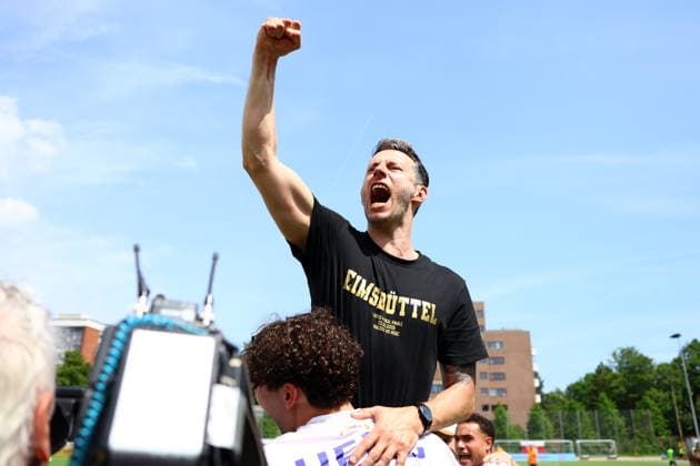 Jan Geist (Co-Trainer, HEBC) bejubelt den Gewinn des Hamburger Lotto-Pokals. Fußball I Herren I Lotto Pokal I Saison 2025-2026 I Finale I SC Vorwärts Wacker04 Billstedt - HEBC I 23.05.2026 I Stadion Hoheluft