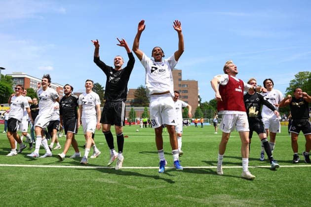 Großer Jubel bei HEBC über den Gewinn des Hamburger Lotto-Pokals. Fußball I Herren I Lotto Pokal I Saison 2025-2026 I Finale I SC Vorwärts Wacker04 Billstedt - HEBC I 23.05.2026 I Stadion Hoheluft