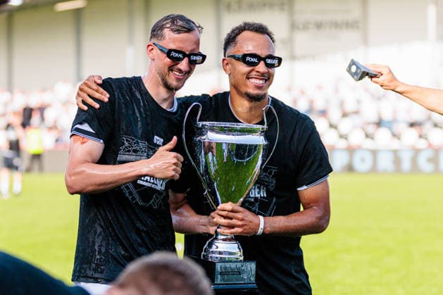 (L-R) Michel Julius Stoecker (SC Verl, 24), Tobias Knost (SC Verl, 21) jubeln nach dem Sieg im Finale des Krombacher Westfalenpokal GER, SC Verl vs. SF Lotte, Fussball, Westfalenpokal, Finale, Spielzeit 2025 2026, 23.05.2026 DFL Regulations prohibit any use of photographers as image sequences and or quasi-video. GER, SC Verl vs. SF Lotte, Fussball, Westfalenpokal, Finale, Spielzeit 2025 2026, 23.05.2026 Verl Copyright: xEibner-Pressefoto JanxRollingerx EP_JSK
