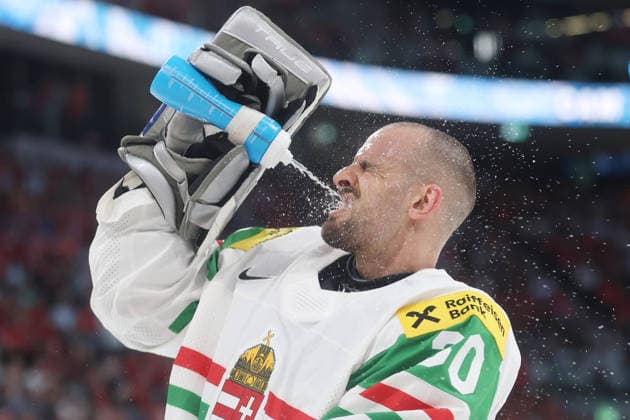 23.05.2026 Swiss Life Arena Zuerich , SCHWEIZ, Herren Eishockey IIHF World Championship, WM, Weltmeisterschaft Zurich 2026 Gruppe A SUI - HUN Torwart Adam Vay (HUN) *** 23 05 2026 Swiss Life Arena Zurich , SWITZERLAND, Mens Ice Hockey IIHF World Championship Zurich 2026 Group A SUI HUN Goaltender Adam Vay HUN 