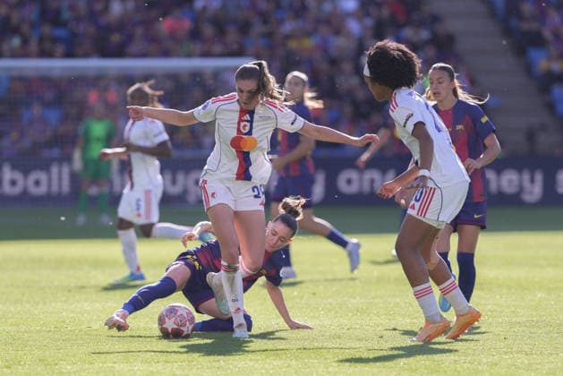 OSLO, NORWAY - 23 MAY 2026: Ona Batlle of FC Barcelona, Barca Femeni tackles Jule Brand of OL Lyonnes during the 2026 UEFA Women s Champions League Final match between FC Barcelona Femeni and OL Lyonnes at Ullevaal Stadion on May 23, 2026 in Oslo, Norway.  Copyright: xAlexandraxFechetex xSPPx Sportspressphoto_152559