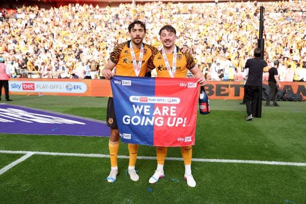 Hull City celebrate after winning the EFL Championship Play-off Final and promotion to the Premier League Hull City v Middlesbrough, EFL Sky Bet Championship, Play-Off Final, Football, Wembley Stadium, London, UK - 23 May 2026London Wembley Stadium United Kingdom EDITORIAL USE ONLY No use with unauthorised audio, video, data, fixture lists, club league logos or live services. Online in-match use limited to 120 images, no video emulation. No use in betting, games or single club league player publications. Copyright: xKieranxMcManus Shutterstockx 16887313fh